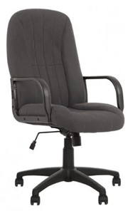 Офисное кресло CLASSIC (PL64) ткань CAGLIARI серый С38 в Южно-Сахалинске