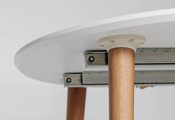 Кухонный стол круглый Белая Эмаль д. 100 см МДФ ножки светлый орех в Южно-Сахалинске - предосмотр 3