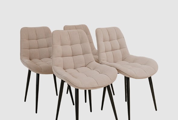 Комплект из 4-х  мягких стульев для кухни Комфорт бежевый черные ножки в Южно-Сахалинске - изображение