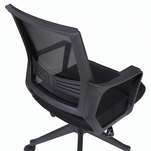 Компьютерное кресло Brabix Balance MG-320 (с подлокотниками, черное) 531831 в Южно-Сахалинске - изображение 6