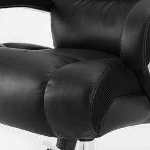 Офисное кресло Brabix Premium Bomer HD-007 (рециклированная кожа, хром, черное) в Южно-Сахалинске - предосмотр 3