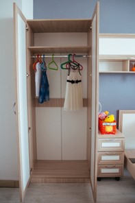 Распашной детский шкаф Остин М02 в Южно-Сахалинске - предосмотр 3